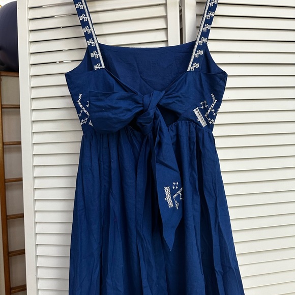 Farm Rio Linn dress in amazing condition! - Picture 2 of 8